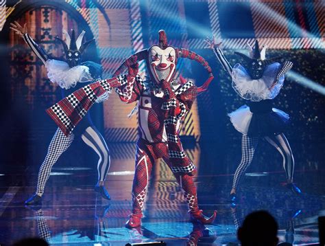 tonight's masked singer watch live